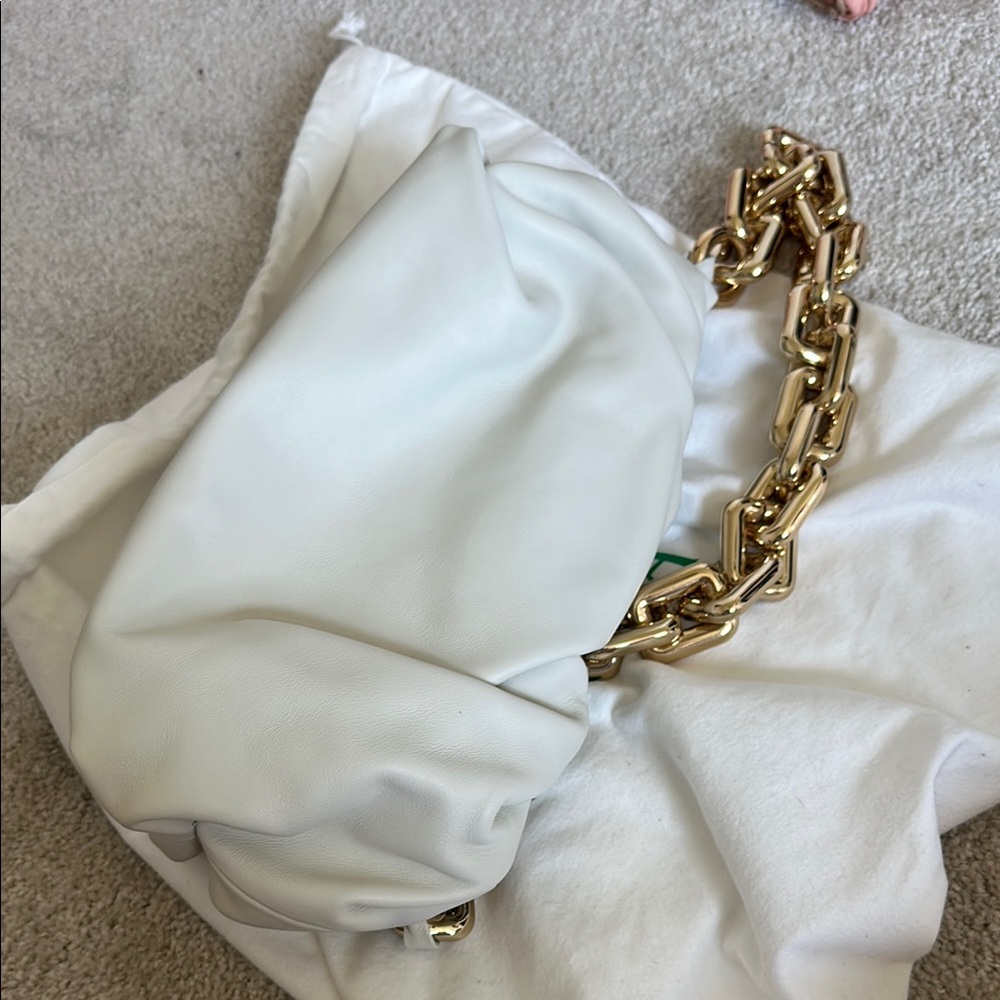 BV - The chain pouch - Picture 3 of 5